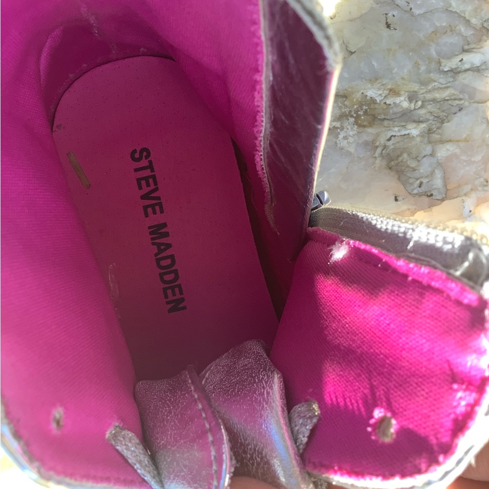 Steve Madden Metallic Silver Sneakers with Floral Design - Picture 11 of 12